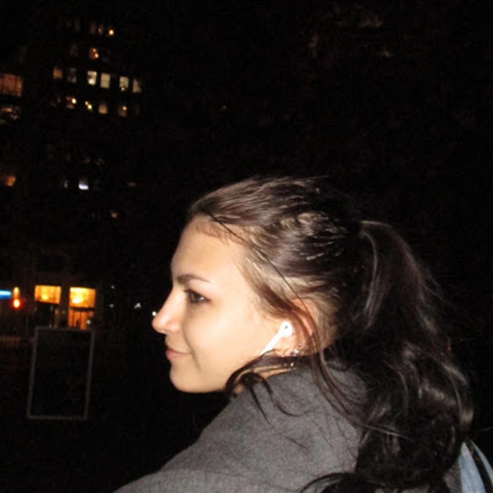 Meet your Posher, Julia